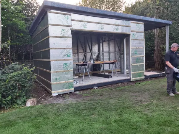 Garden Rooms Manufacturer Derry Light Guage Steel Frame with Roof and Insulation