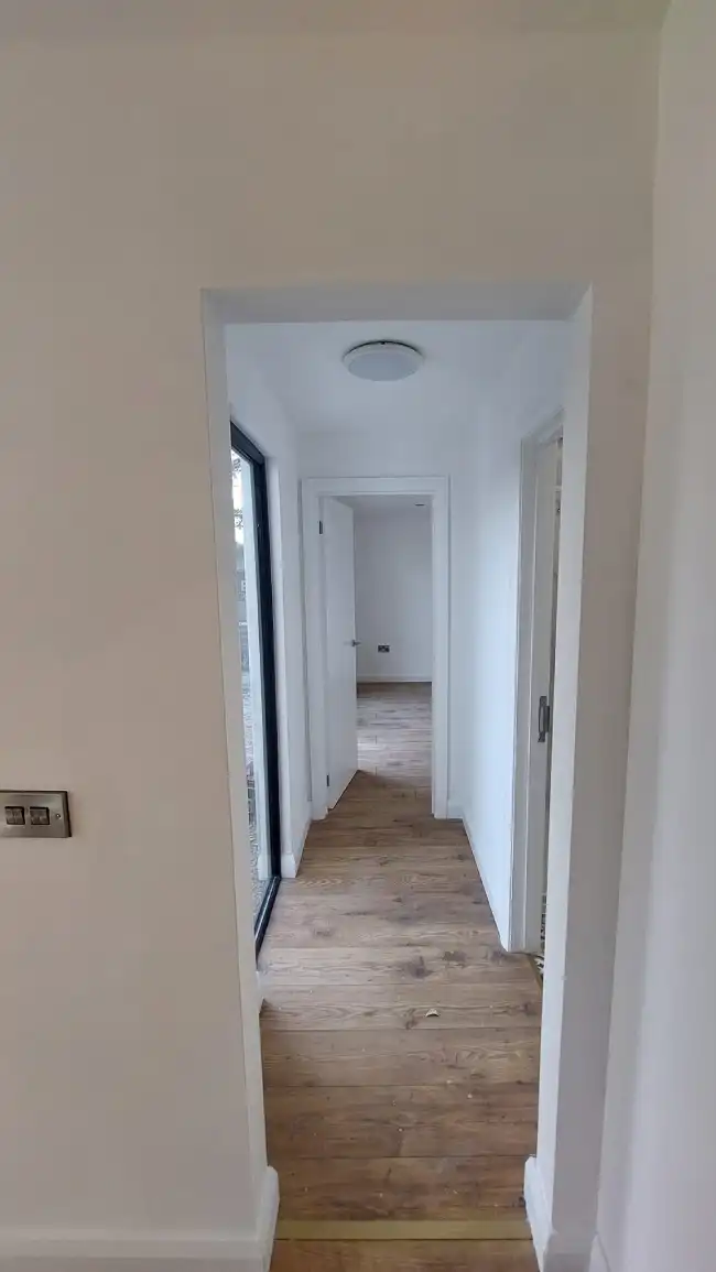 2_bed_modular_home_hallway