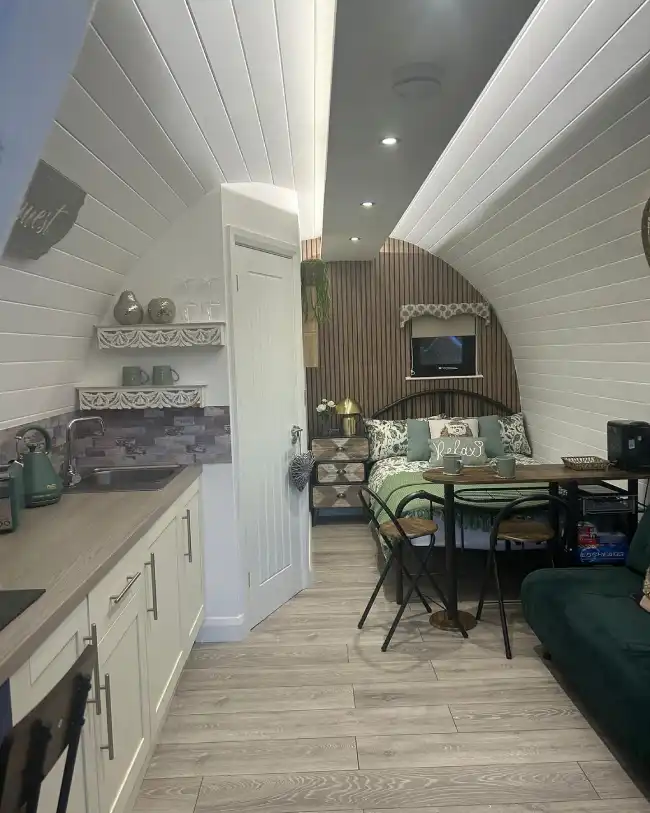 The Beehive Glamping Pod
