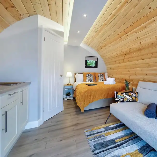 The Beehive Glamping Pod